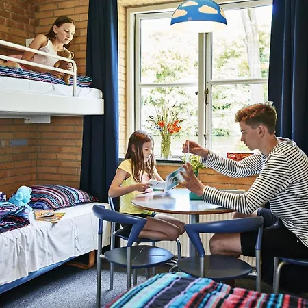 Danhostel Hostel *